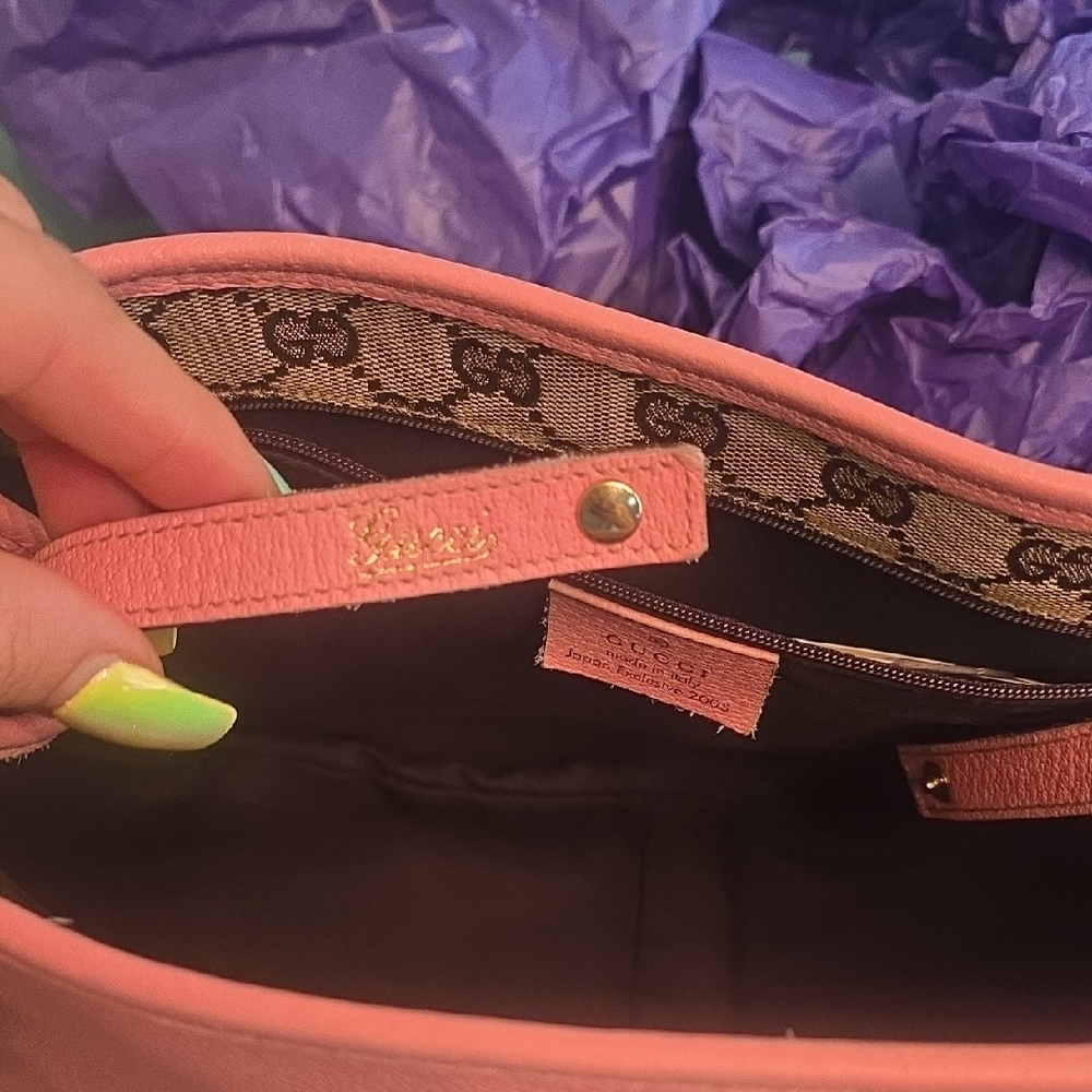 Gucci Pink Shoulder Bag with Dome Shape Amazing Clean Condition Authentic COA - Picture 4 of 16